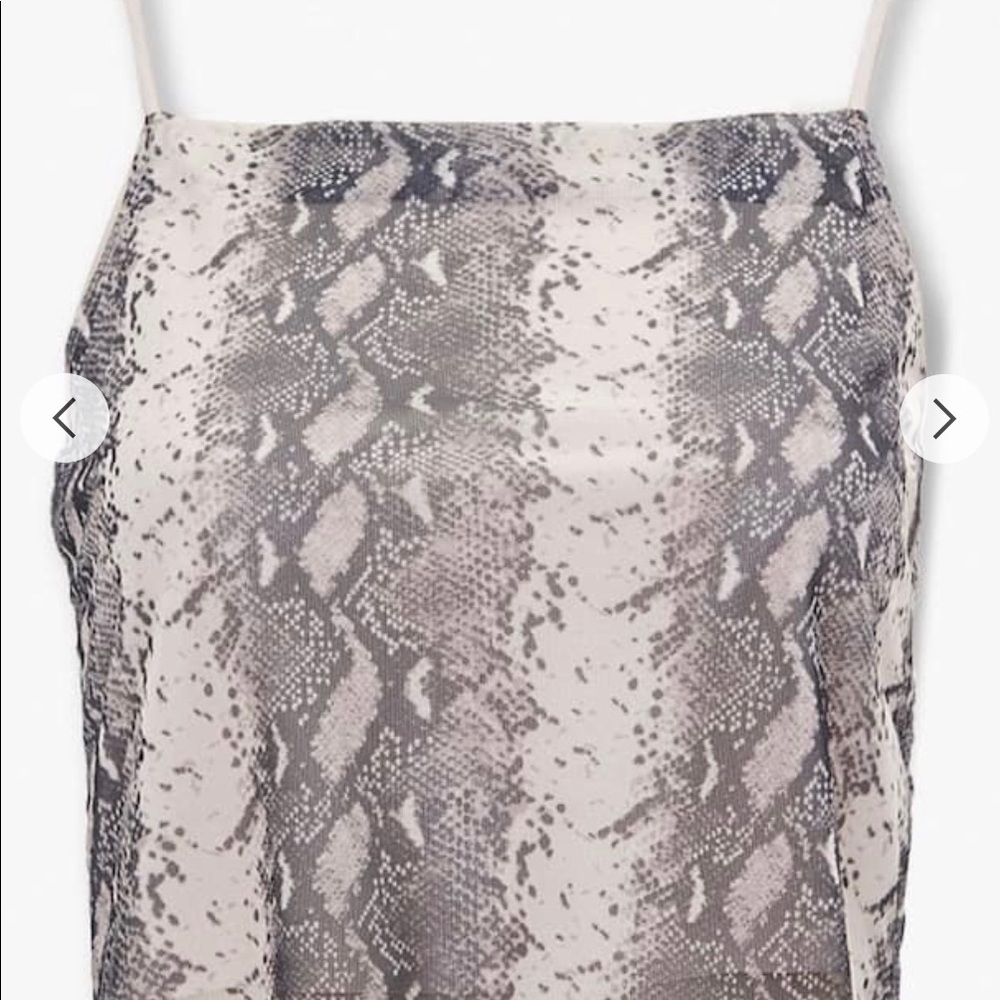 Snake print cropped cami